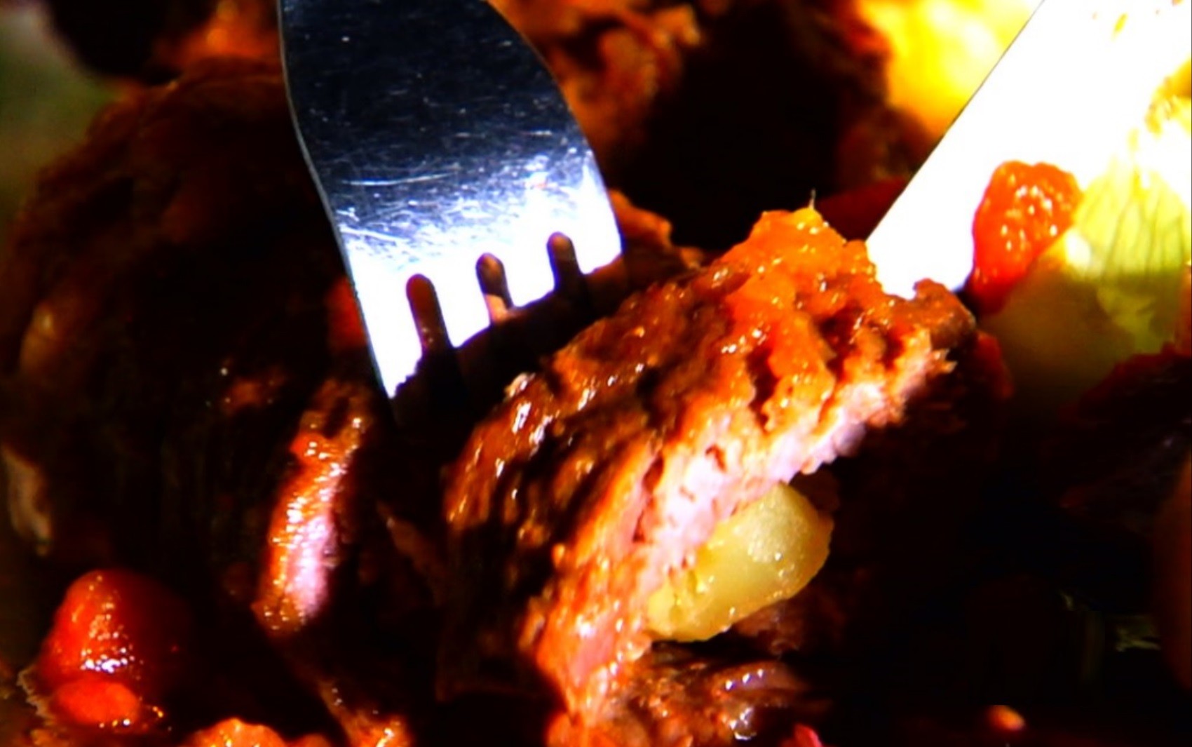 Cozinheira ensina receita de bife rolê com purê de batatas, no Prato do Dia