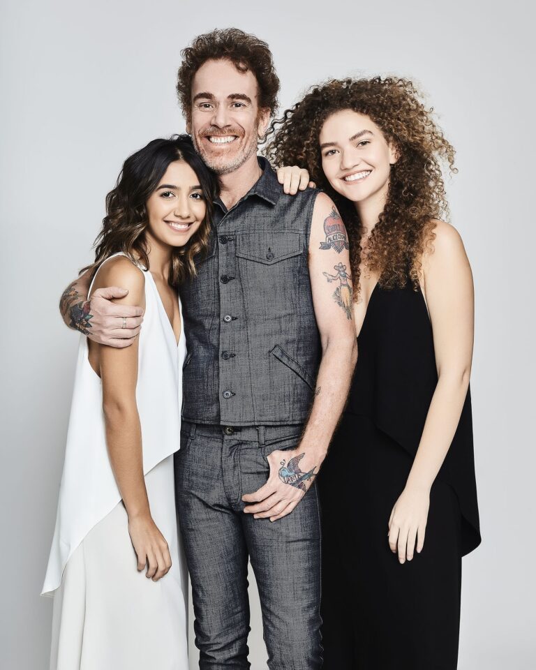 Nando Reis se une ao duo Anavitória em turnê com show que celebra namorados