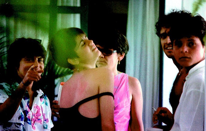 Gravação de 1986, inédita em disco, expõe Cássia Eller em tons de cabaré