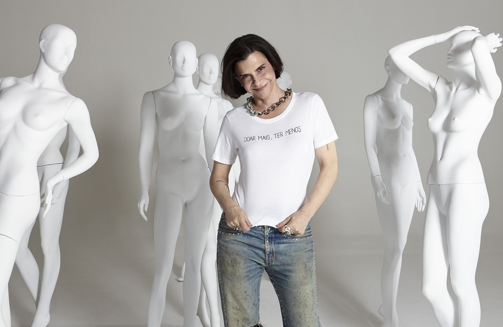 Marina se atualiza no tempo de 'Novas famílias' sem sombra do passado áureo