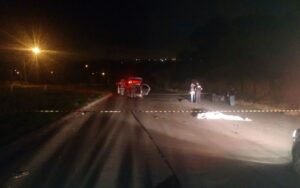 Motorista bêbado é preso após bater em moto e matar pedestre, diz Dict