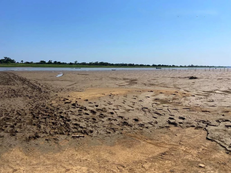 Força-tarefa para socorrer comunidades isoladas pela seca no Pará