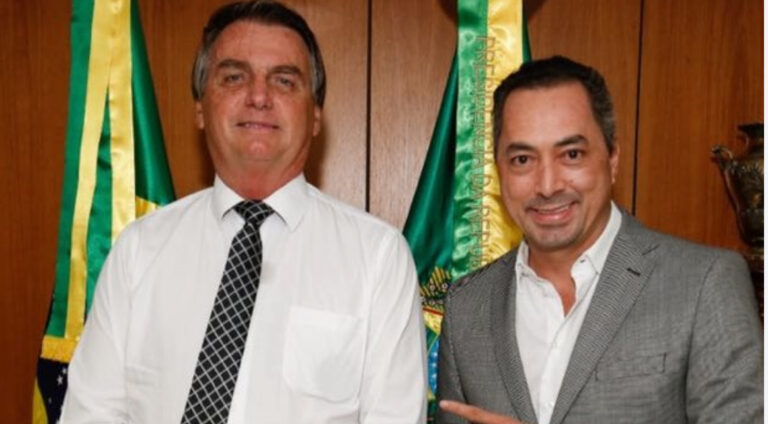 Aliado de Bolsonaro declara apoio a Sandro Mabel e critica Fred Rodrigues e Gustavo Gayer: “Estão destruindo a direita em Goiás”