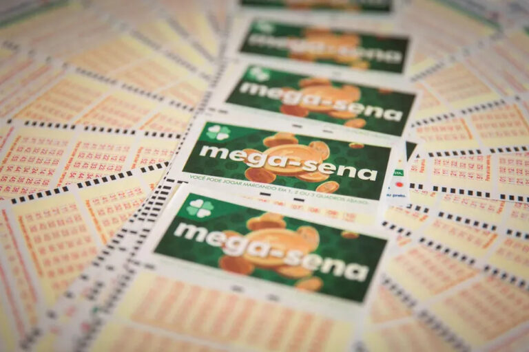 Mega-Sena: Apostas de Goiás levam juntas quase R$ 300 mil