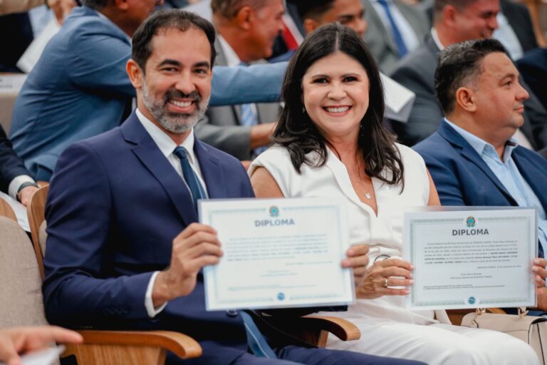 Prefeitos e vereadores eleitos em Senador Canedo e Caldazinha são diplomados e prometem trabalhar em prol do desenvolvimento dos municípios