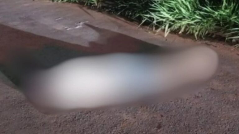 Homem morre após ser encontrado com diversas perfurações no meio da rua, em Senador Canedo