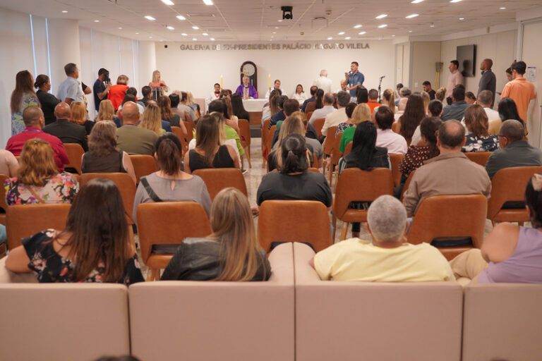 Alego realiza missa de ação de graças pelo ano de 2024; Bruno Peixoto e Julio Pina propuseram a celebração