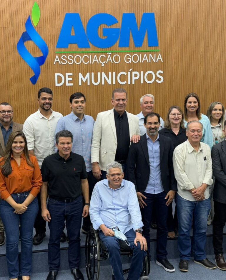 Prefeito de Senador Canedo ,Fernando Pellozo assumi Diretoria  da AGM