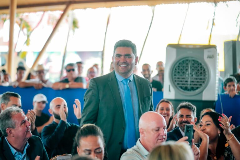 Fernando Fernandes Marinho: A Trajetória de um Secretário Comprometido com a Administração Pública