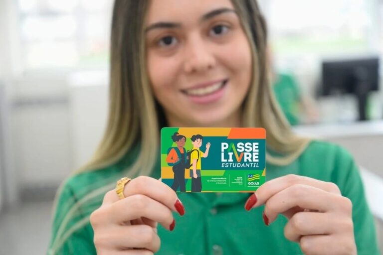Atenção, estudantes! Cadastro e recadastro do Passe Livre Estudantil já começaram
