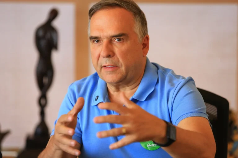 Sandro Mabel realiza 1º mutirão de Goiânia em 2025