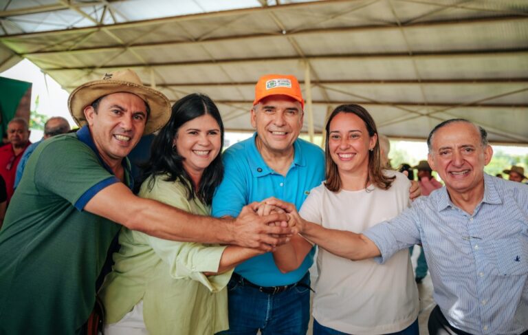 Prefeituras de Senador Canedo e Goiânia unem em mutirão ao combate à dengue,neste sábado