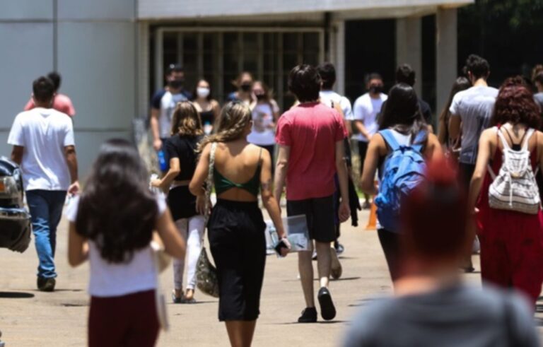 Notas do Enem serão divulgadas nesta segunda-feira