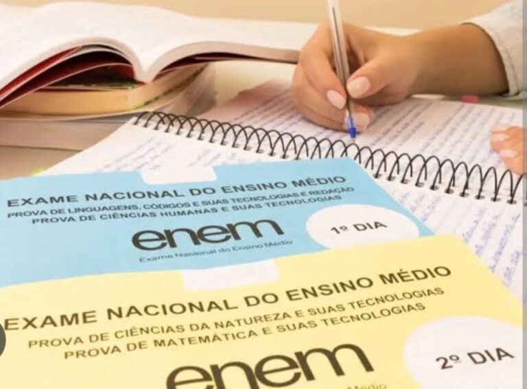 Apenas  12 participantes do Enem conseguiram tirar nota máxima