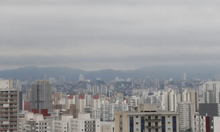 São Paulo, um dos principais polos econômicos do Brasil, comemora 471 anos neste sábado (25)