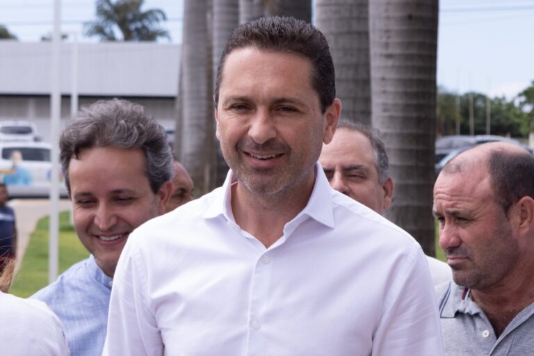 Como primeira ação no governo de Aparecida de Goiânia, Leandro Vilela lança mutirão de limpeza urbana