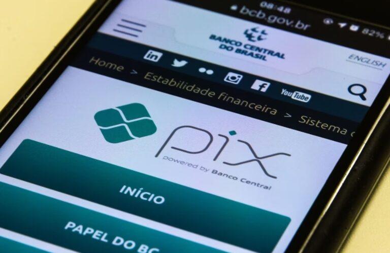 Pix fora do ar:Clientes relatam instabilidades  em APP de vários bancos