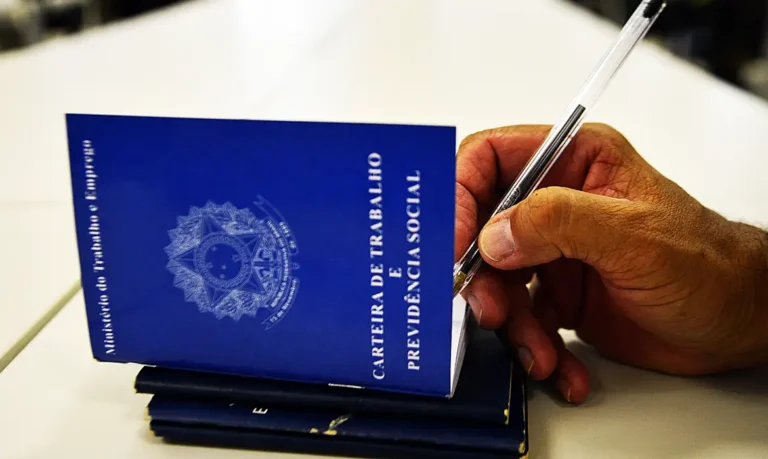 FGTS: Governo anuncia liberação de R$ 12 bi para trabalhadores demitidos optantes pelo saque-aniversário