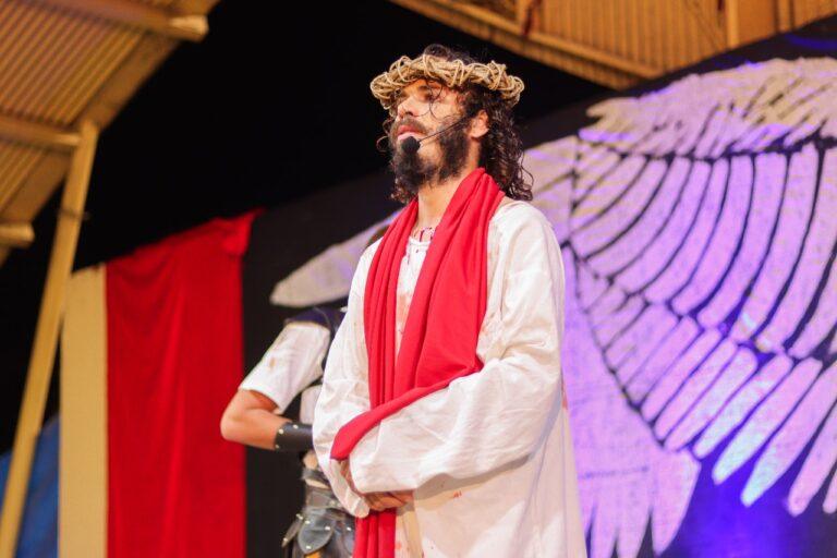 Senador Canedo realiza espetáculo “A Paixão de Cristo”