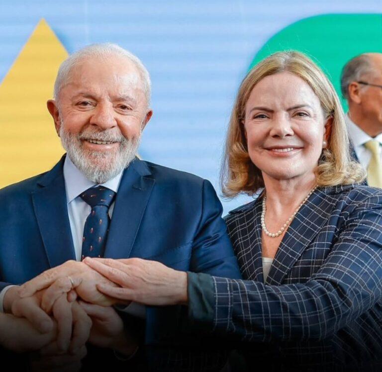Discriminatório e constrangedor :Deputadas e senadoras criticam Lula por fala sobre Gleisi