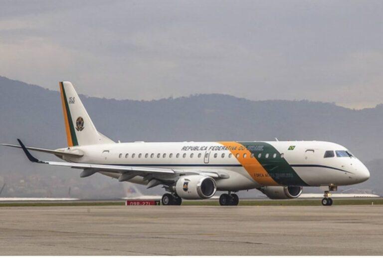 Avião de Lula arremete ao tentar pousar em Sorocaba, no interior de SP