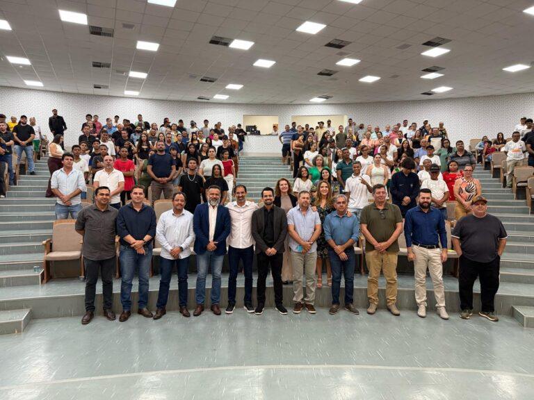 Prefeitura promove  evento da EJA com foco em empreendedorismo em Senador Canedo
