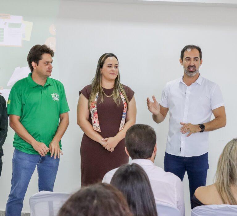 Senador Canedo se destaca com programa  de  Bem-Estar   Animal e apresenta  avanços  a autoridades do  estado