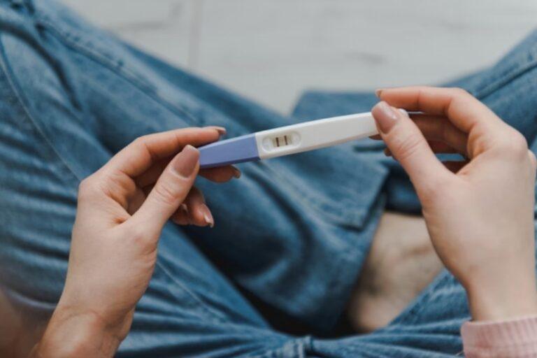 Menina de 13 anos engravida em “roleta russa”