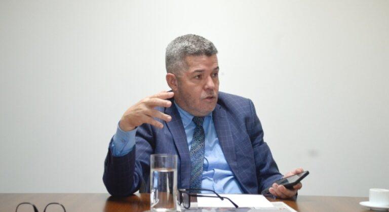 Delegado Waldir crava que Wilder Morais não será candidato: “nosso adversário é o Marconi”