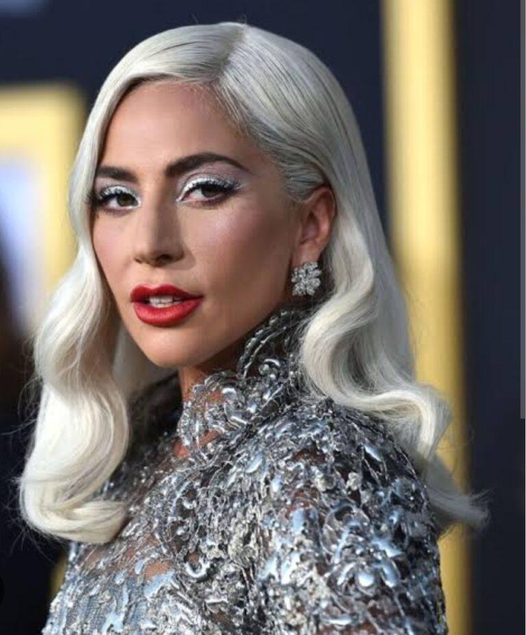 Aviso de cancelamento de aula para ver show de Lady Gaga viraliza