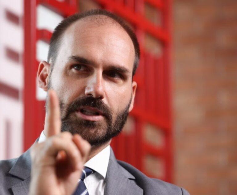 PGR pede ao STF abertura de inquérito contra Eduardo Bolsonaro