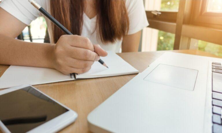 Prefeitura em Goiás abre processo seletivo com salário de até R$ 3 mil