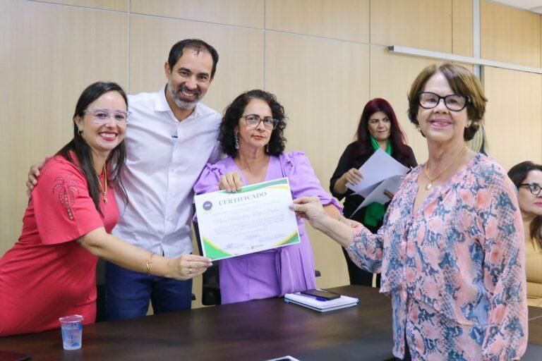 Novos  conselheiros  municipais de Educação  tomam  posse  em Senador Canedo