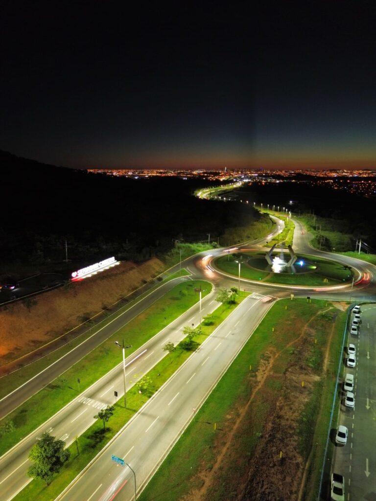Furto de Fiação deixa GO-403 sem iluminação em trecho urbano de Senador Canedo