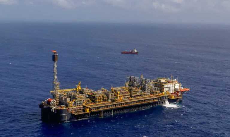 Firjan alerta para alta no petróleo e defende ampliação das reservas brasileiras