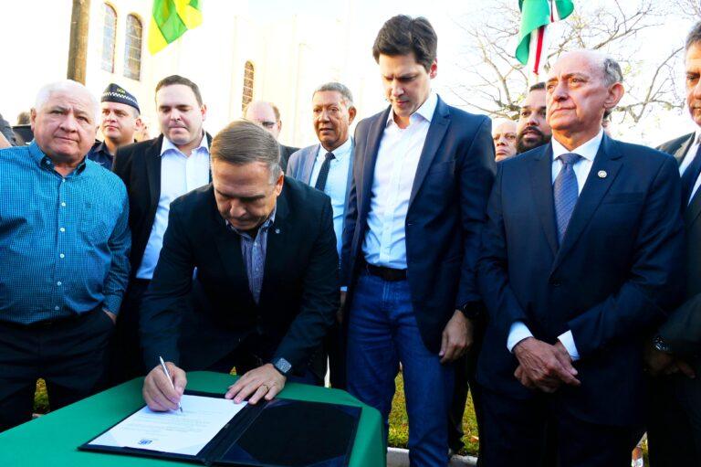 Sandro Mabel  transfere Simbolicamente  a capital para  Campinas  em celebração aos 215 anos do bairro