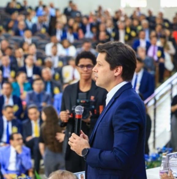 Daniel Vilela exalta importância da parceria entre poder público e igrejas