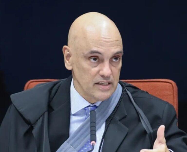 Moraes diz que Bolsonaro pode ser preso se descumprir medidas cautelares