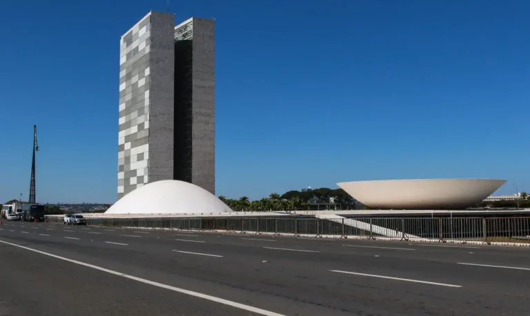 LDO 2026: Congresso retoma tramitação com novo calendário e metas fiscais definidas