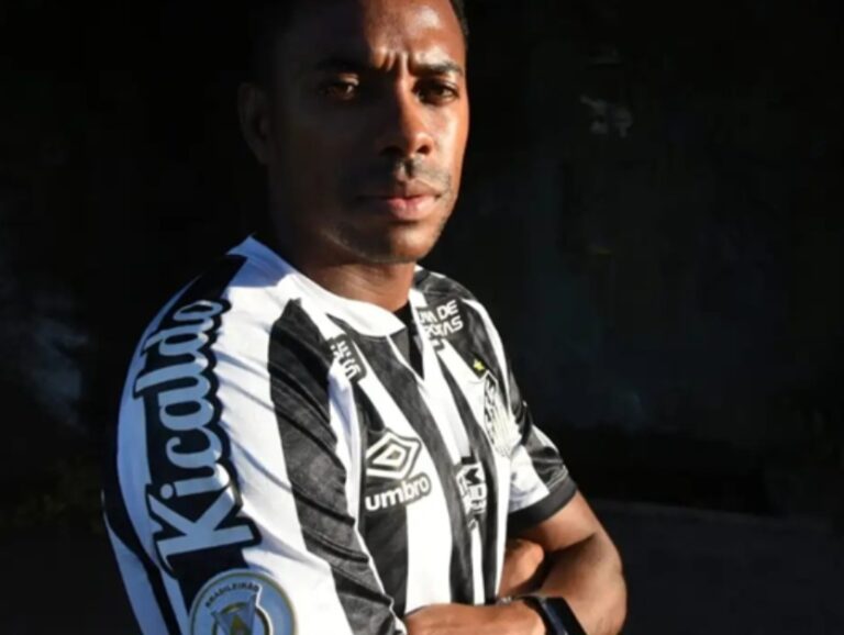 Maioria do STF  mantém  prisão do ex-jogador  Robinho