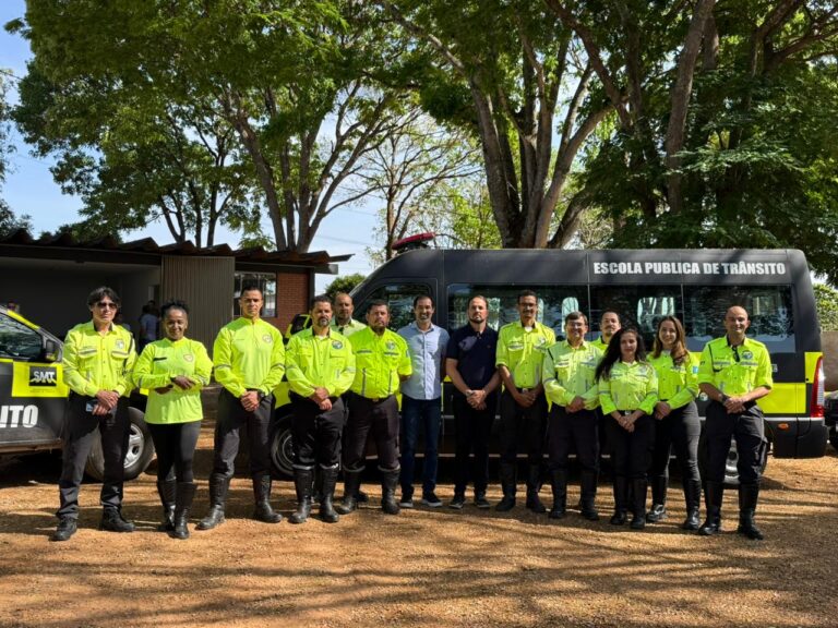 Pellozo comemora conquistas no trânsito ao lado dos agentes no Dia nacional da categoria