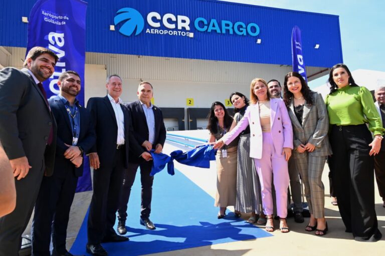 Prefeito Mabel acompanha início do 1° terminal de cargas 100% refrigerado do país