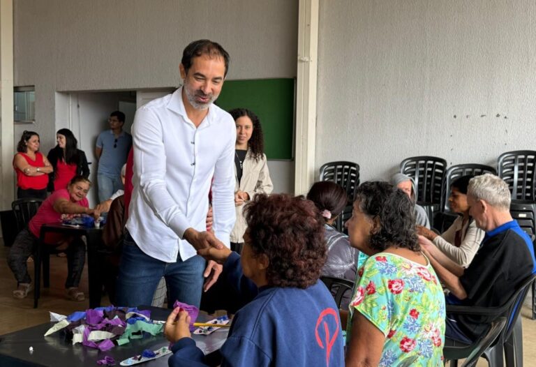 Pellozo visita obras de reforma e  ampliação do Cras  do Jardim das Oliveiras e anuncia  melhorias no Creas