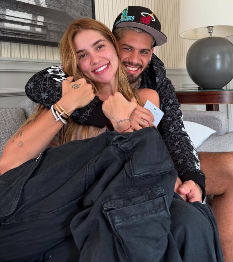 Virginia teria deixado de lucrar mais de R$5 milhões  ao recusar propostas para divulgar  outras músicas  enquanto estava casada