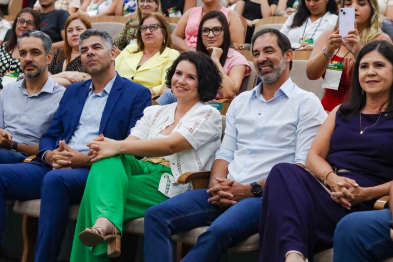 Senador Canedo  realiza 1° Fórum   Mais  Beleza com cerca de 250 participantes