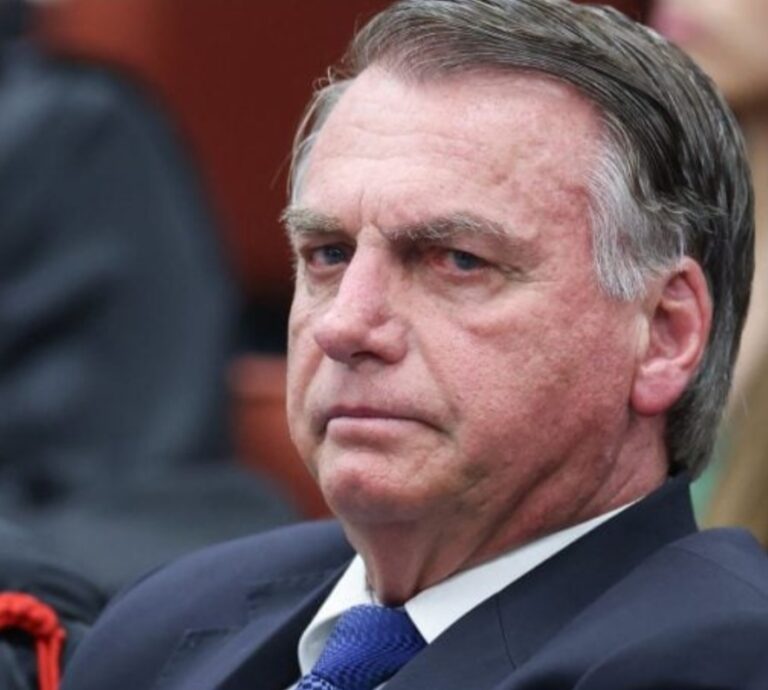 STF forma maioria para manter condenação de Bolsonaro