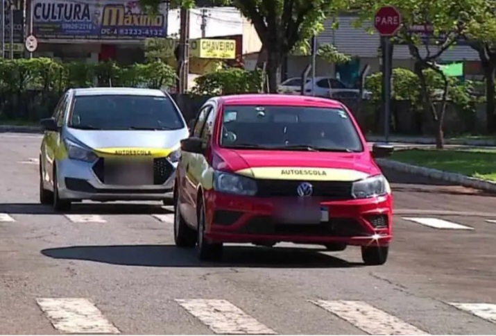 Goiás anuncia curso gratuito de legislação de trânsito e gratuidade no primeiro reteste