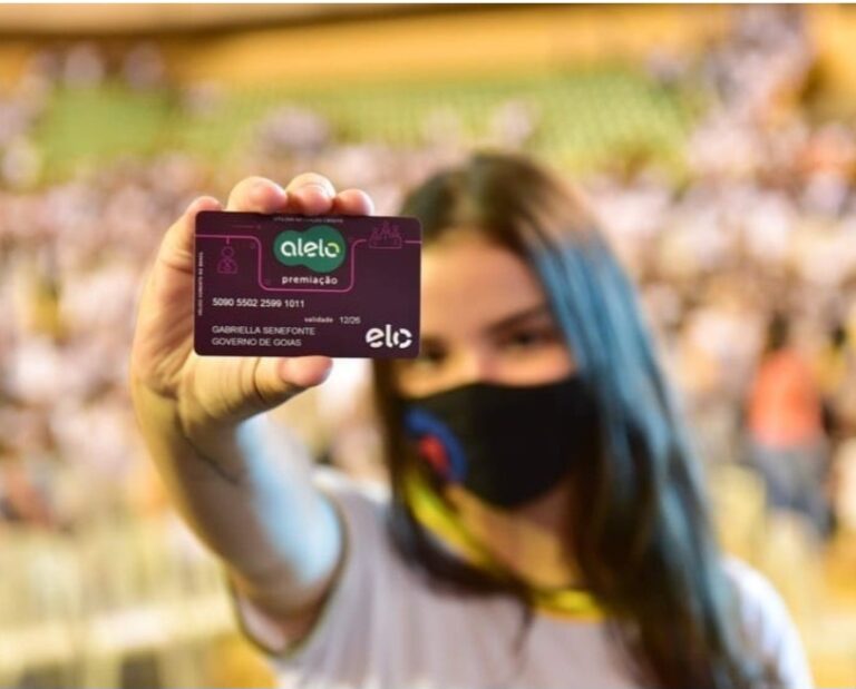 Caiado  envia à Assembleia projeto que reajusta Bolsa estudo para até R$150