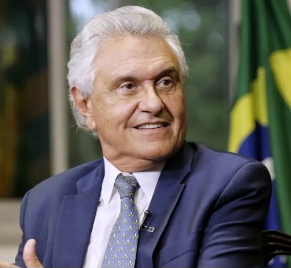 Governo antecipa salário de dezembro e injeta R$ 1,6 bilhão na economia goiana