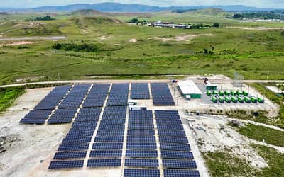 MME mantém leilão de baterias para abril após conclusão da consulta pública